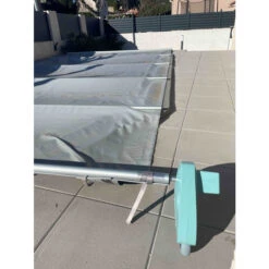 Pack Enrouleur De Bâche à Barres Motorisé Padolo + Adaptateur Femelle / Femelle -Raviday Piscine 100001 enrouleur motorise bache barres padolo ambiance 3 1